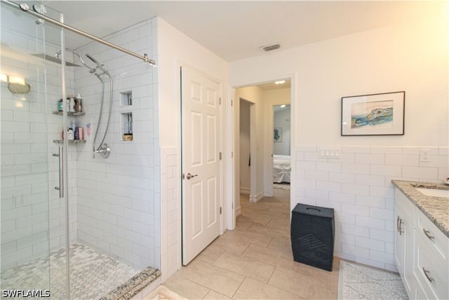 721 Logan BLVD S, Naples, FL 34119