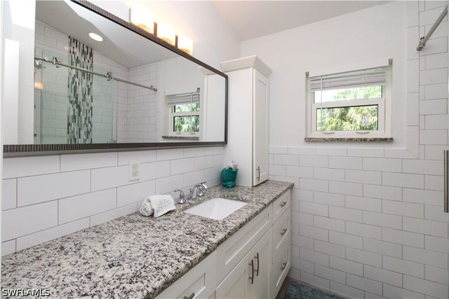 721 Logan BLVD S, Naples, FL 34119