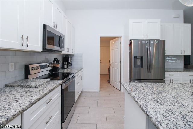 721 Logan BLVD S, Naples, FL 34119