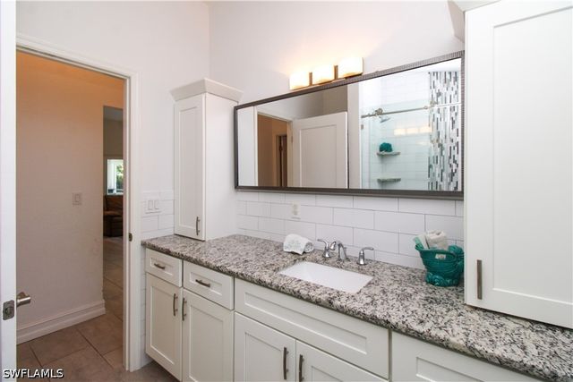 721 Logan BLVD S, Naples, FL 34119