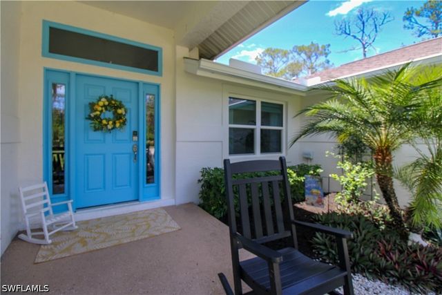 721 Logan BLVD S, Naples, FL 34119