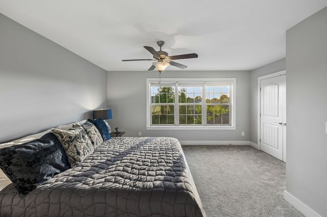 1021 Baxter Ln, Gallatin, TN 37066