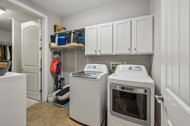 1021 Baxter Ln, Gallatin, TN 37066