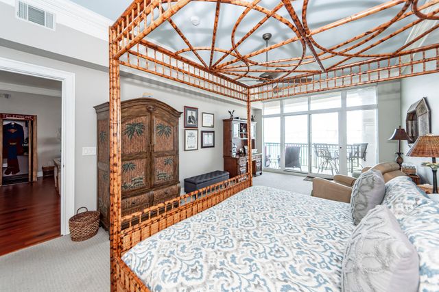 283 S Plaza Court 8, Mount Pleasant, SC 29464