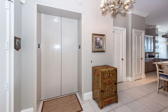 283 S Plaza Court 8, Mount Pleasant, SC 29464