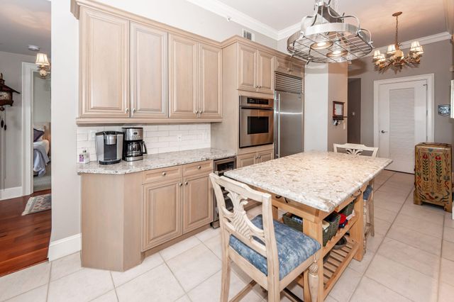 283 S Plaza Court 8, Mount Pleasant, SC 29464