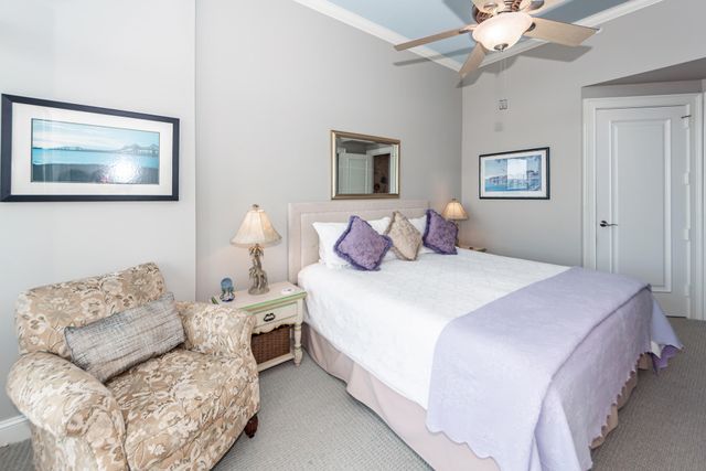 283 S Plaza Court 8, Mount Pleasant, SC 29464