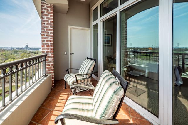 283 S Plaza Court 8, Mount Pleasant, SC 29464