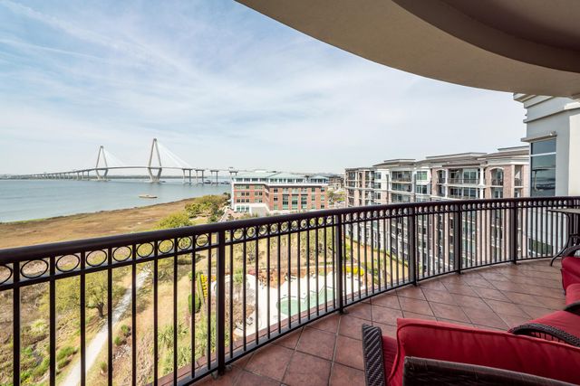 283 S Plaza Court 8, Mount Pleasant, SC 29464