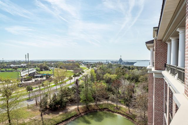 283 S Plaza Court 8, Mount Pleasant, SC 29464