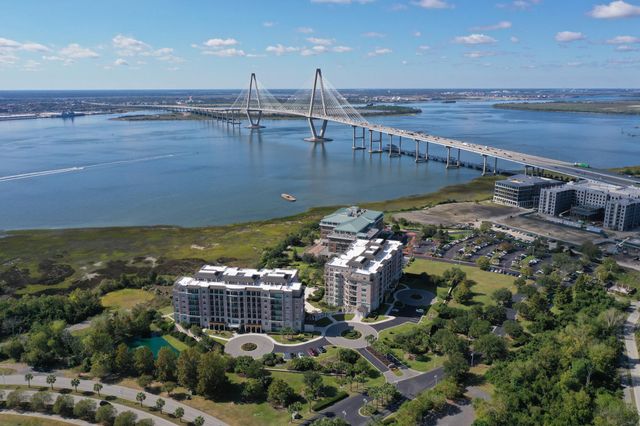 283 S Plaza Court 8, Mount Pleasant, SC 29464