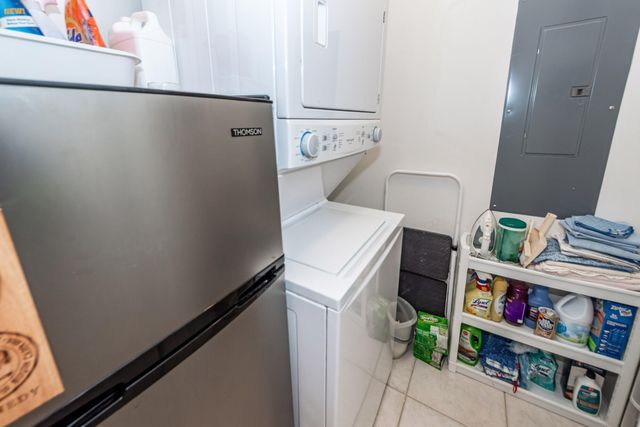 283 S Plaza Court 8, Mount Pleasant, SC 29464