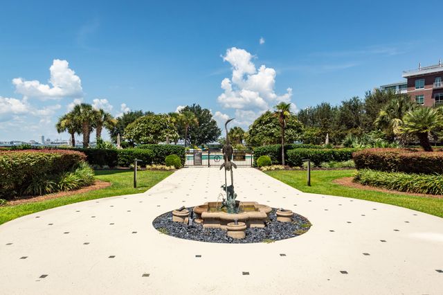 283 S Plaza Court 8, Mount Pleasant, SC 29464