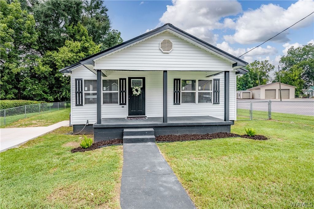 1500 17th, Northport, AL 35476