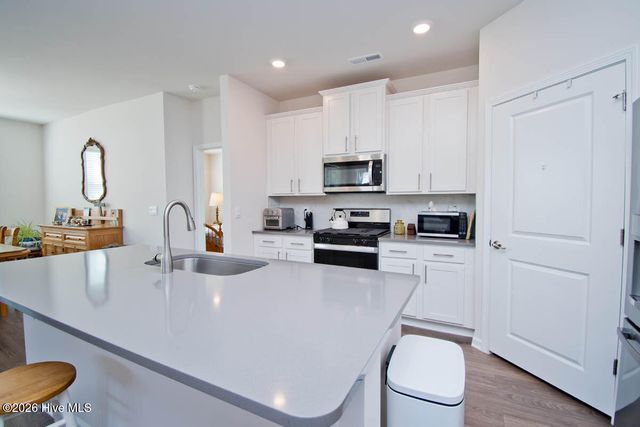 1001 Alizarin Lane, New Bern, NC 28562