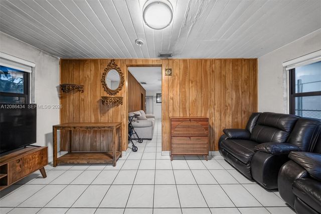 3036 NW 13th Avenue, Miami, FL 33142