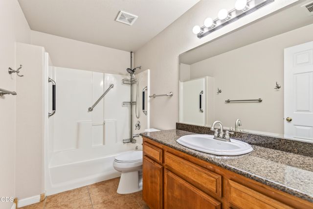 182 Justin Court, Central Point, OR 97502