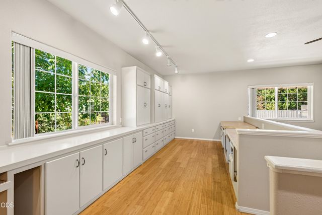 182 Justin Court, Central Point, OR 97502