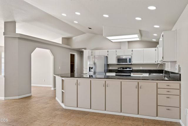 182 Justin Court, Central Point, OR 97502