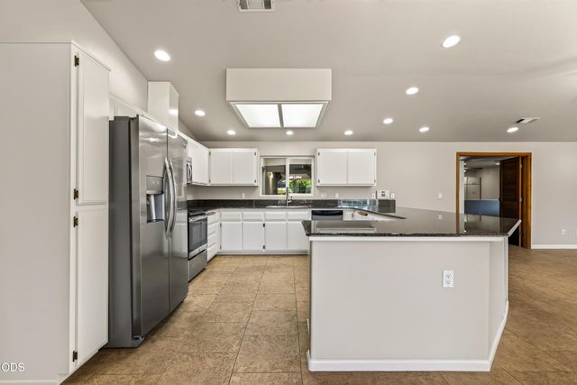 182 Justin Court, Central Point, OR 97502