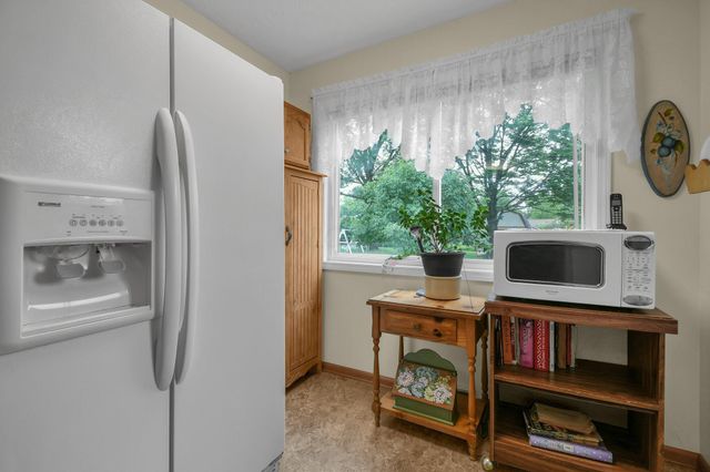 9747 Shalemar Drive, Pickerington, OH 43147