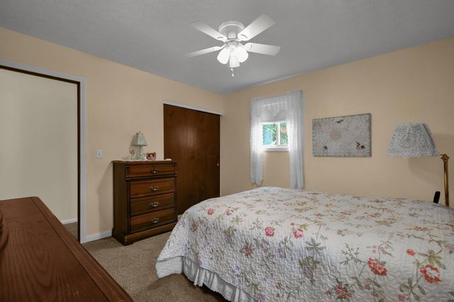 9747 Shalemar Drive, Pickerington, OH 43147