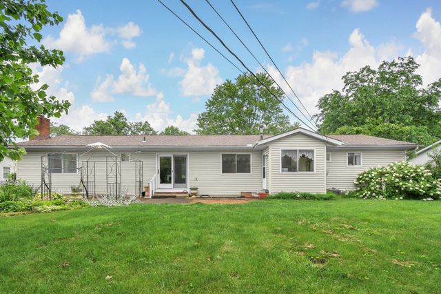 9747 Shalemar Drive, Pickerington, OH 43147
