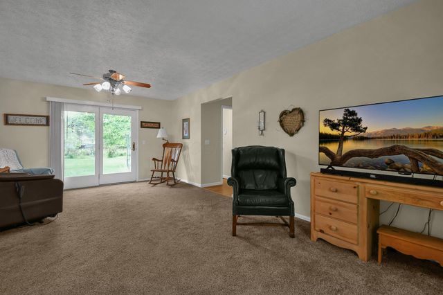 9747 Shalemar Drive, Pickerington, OH 43147