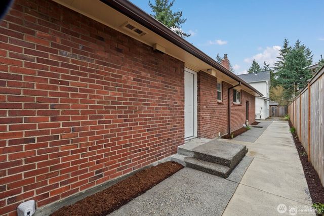 111 NW 140th Street, Seattle, WA 98177