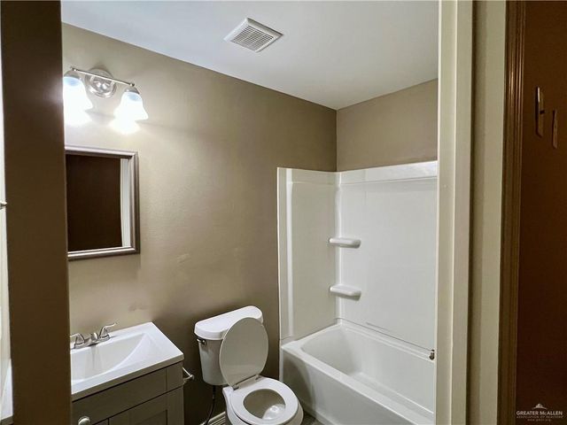 15898 Washington Palm Drive, Harlingen, TX 78552