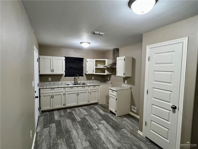 15898 Washington Palm Drive, Harlingen, TX 78552