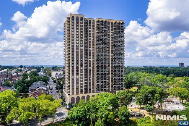 7855 Boulevard East 7L, North Bergen, NJ 07047