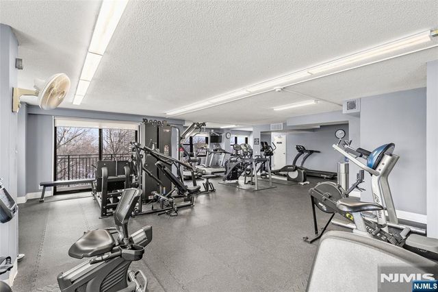 7855 Boulevard East 7L, North Bergen, NJ 07047