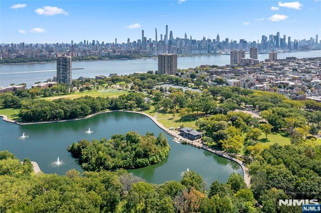 7855 Boulevard East 7L, North Bergen, NJ 07047