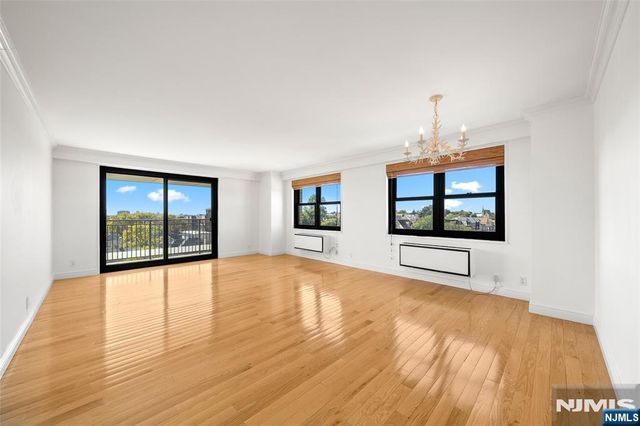 7855 Boulevard East 7L, North Bergen, NJ 07047