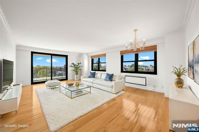 7855 Boulevard East 7L, North Bergen, NJ 07047