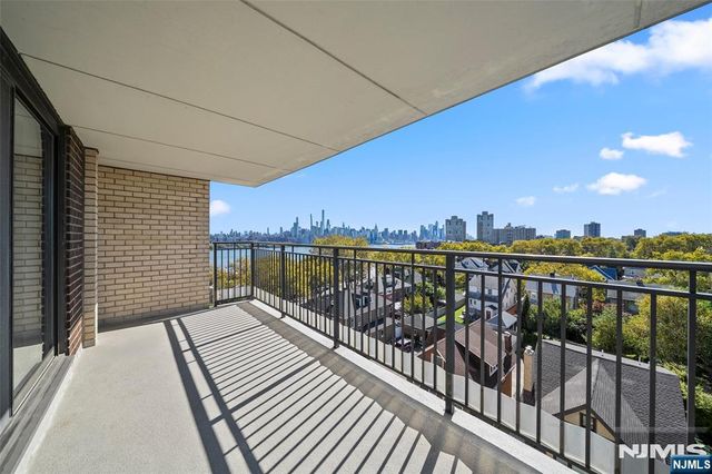 7855 Boulevard East 7L, North Bergen, NJ 07047