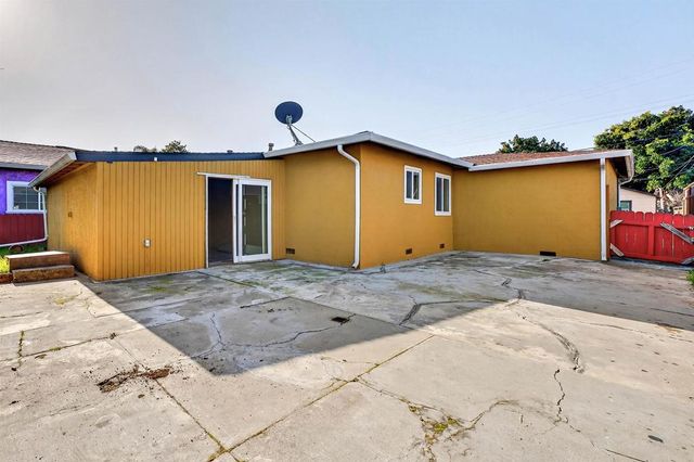 24570 Thomas Ave, Hayward, CA 94544