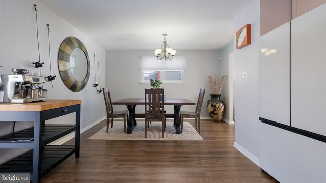 1831 BUNKERHILL RD, Southampton, PA 18966