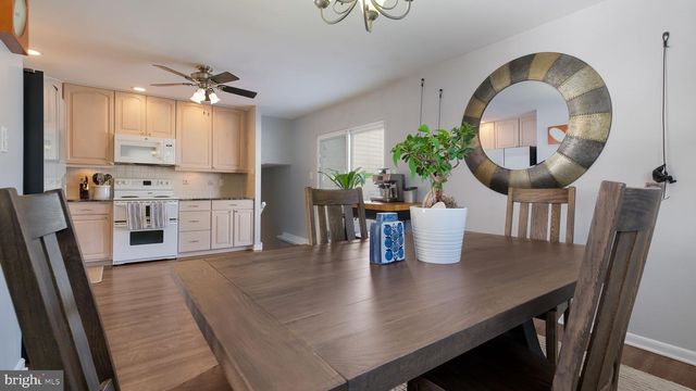 1831 BUNKERHILL RD, Southampton, PA 18966