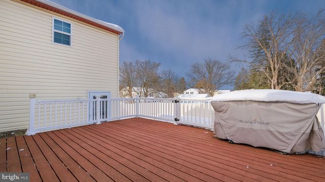 1831 BUNKERHILL RD, Southampton, PA 18966