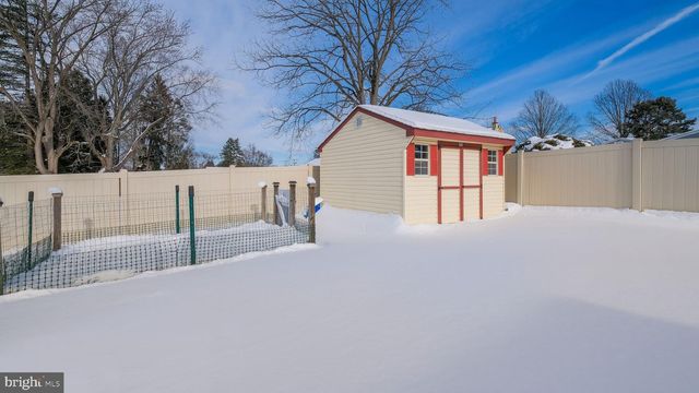 1831 BUNKERHILL RD, Southampton, PA 18966