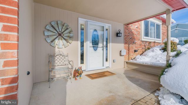 1831 BUNKERHILL RD, Southampton, PA 18966