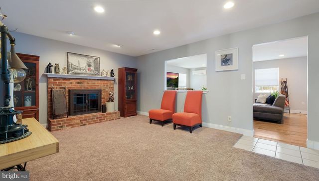 1831 BUNKERHILL RD, Southampton, PA 18966