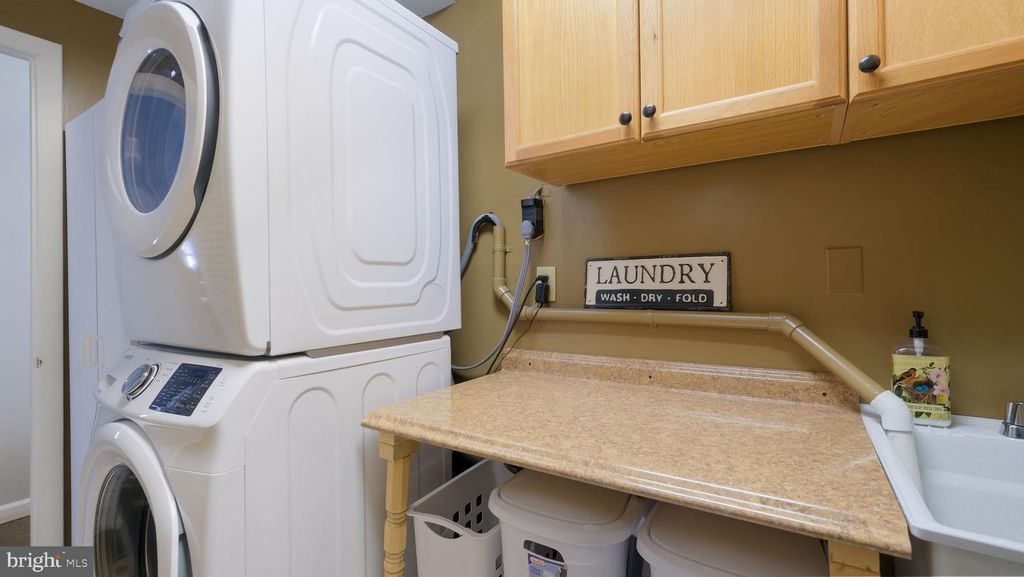 Image 15 of property listing at 1831 BUNKERHILL RD, Southampton, PA 18966