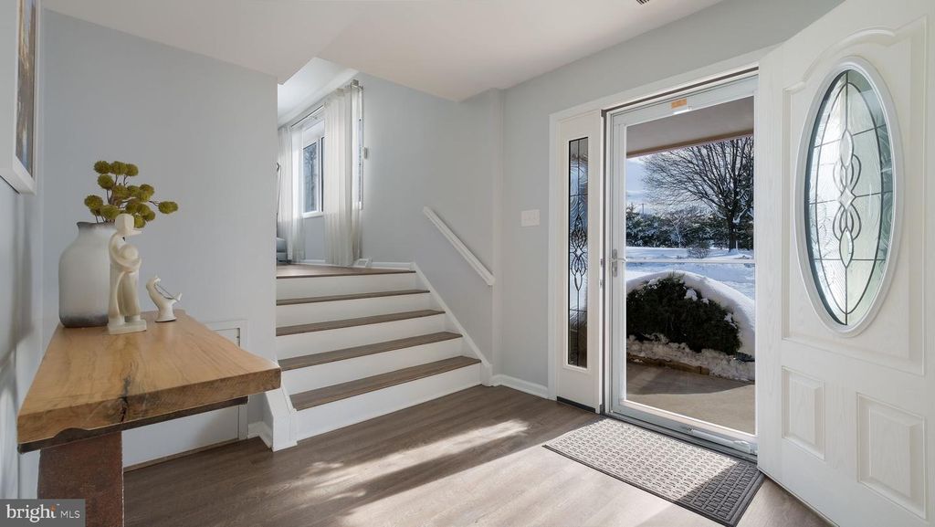 Image 16 of property listing at 1831 BUNKERHILL RD, Southampton, PA 18966