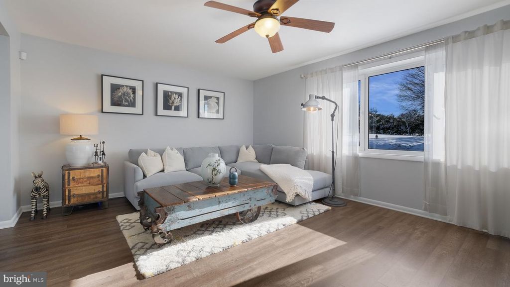 Image 18 of property listing at 1831 BUNKERHILL RD, Southampton, PA 18966