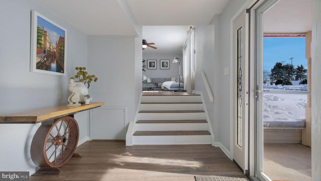 Image 25 of property listing at 1831 BUNKERHILL RD, Southampton, PA 18966