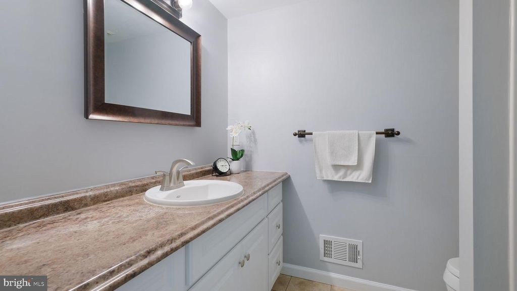 Image 35 of property listing at 1831 BUNKERHILL RD, Southampton, PA 18966