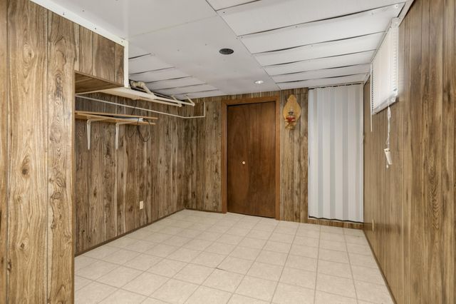 809 Minnehaha Avenue W, Saint Paul, MN 55104